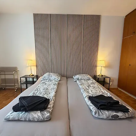 Ruhige, Klimatisierte Nahe Zentrum & Bahnhof Appartement *