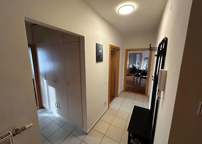 Appartement Ruhige, Klimatisierte Nahe Zentrum & Bahnhof Sankt Poelten