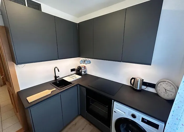 Appartement Ruhige, Klimatisierte Nahe Zentrum & Bahnhof